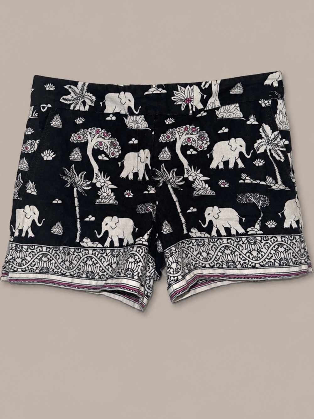 Ann Taylor LOFT Elephant Print Linen Blend Shorts Boho Black White Size 6